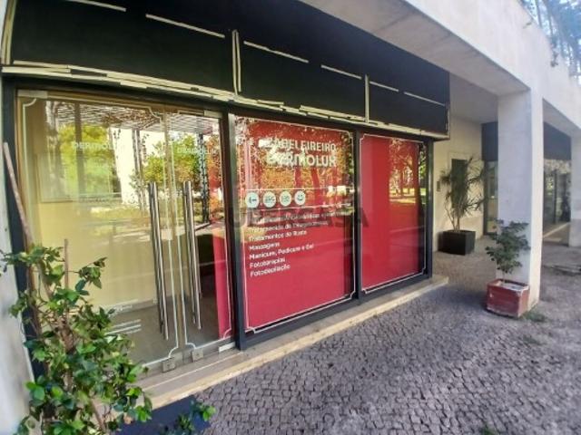Armazém venda em Telheiras Sul, Lisboa