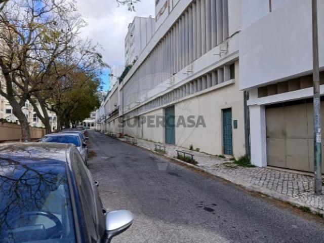 Escritório venda em Quinta do Lambert, Lisboa