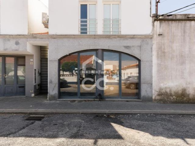 Armazém venda em Évora