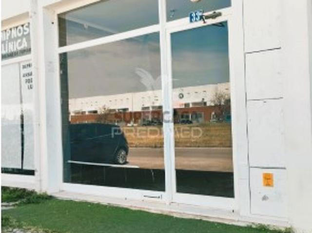 Armazém venda em Bairro do Moinho, Évora
