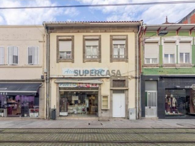 Armazém venda em Porto