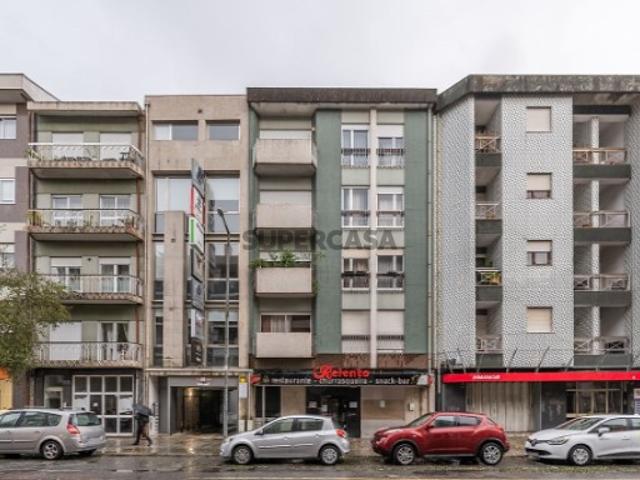 Armazém venda em Braga