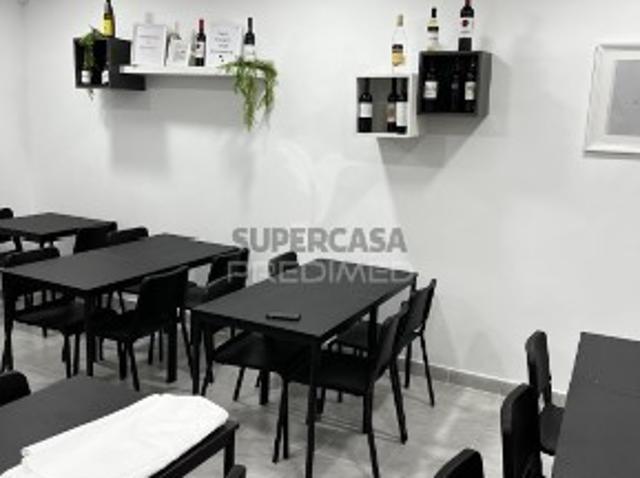 Armazém venda em Amadora, Lisboa