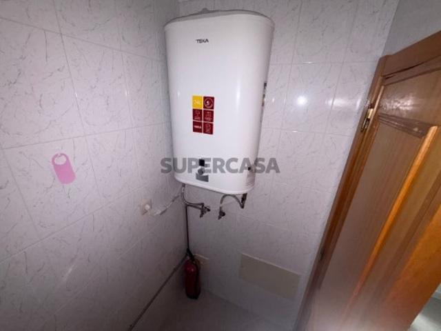 Armazém venda em Urbanização Moinho do Guizo, Amadora