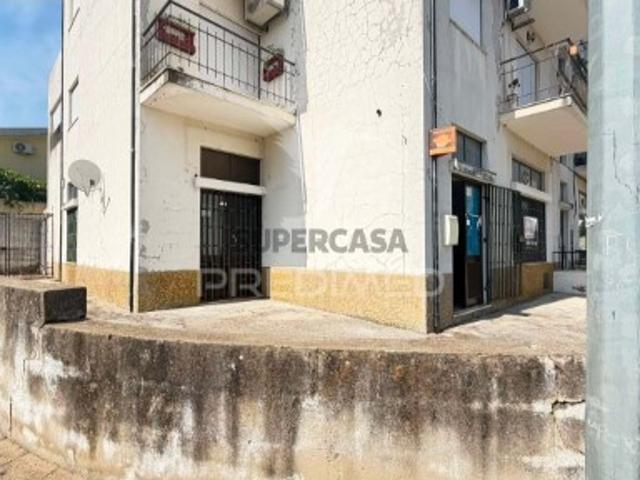 Armazém venda em Mirandela, Bragança