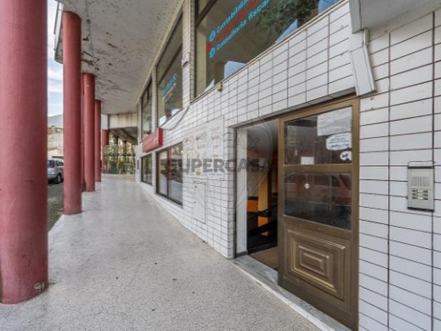 Armazém venda em Mondim De Basto, Vila Real