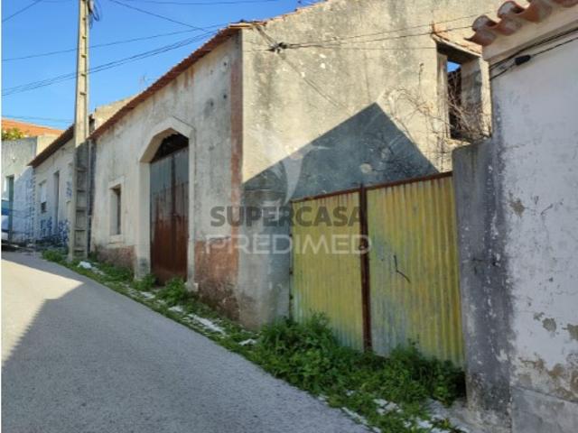 Armazém venda em Alcanena, Santarém