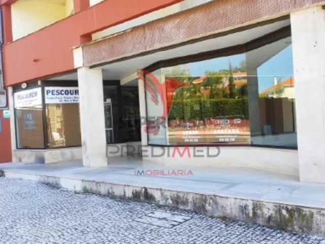 Armazém venda em Ourém, Antiga Vila de Ourém