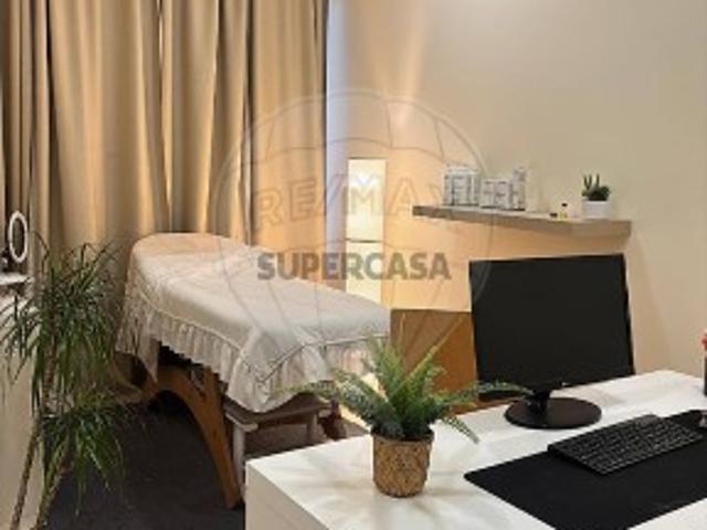 Armazém venda em Oliveira De Azeméis, Aveiro
