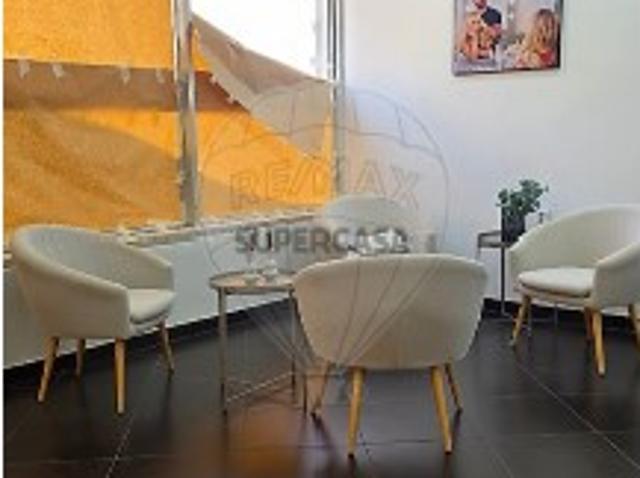 Armazém venda em Odivelas