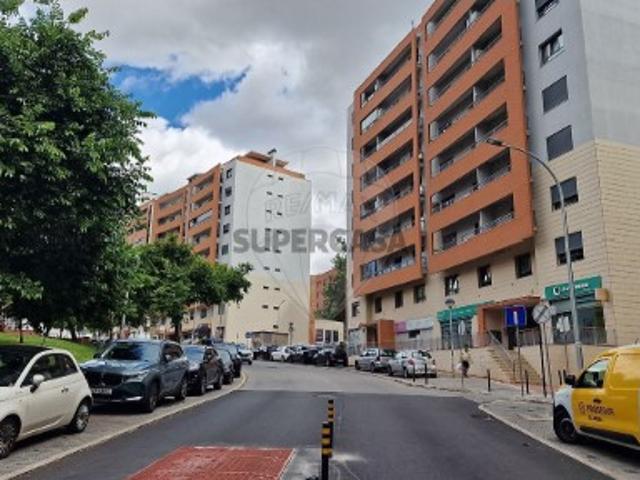 Armazém venda em Colinas do Cruzeiro, Odivelas