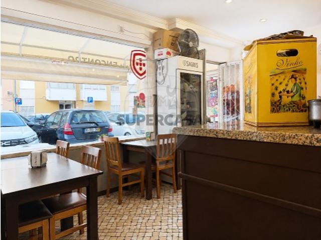 Armazém venda em Quinta Nova, Odivelas
