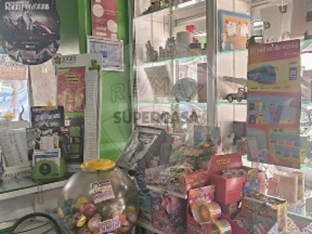Armazém venda em Oeiras, Lisboa
