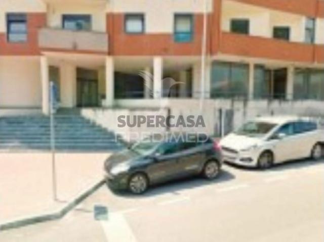 Armazém venda em Gavinhos de Cima, Oliveira Do Hospital