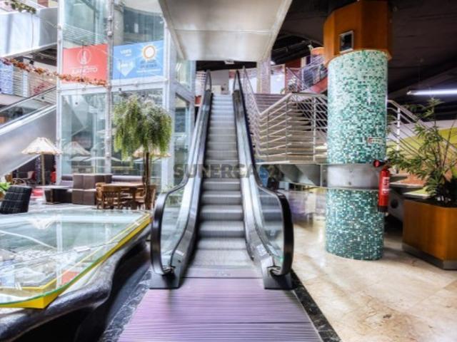 Armazém venda em Ourém, Santarém