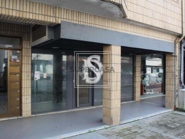 Armazém venda em Paços De Ferreira, Porto