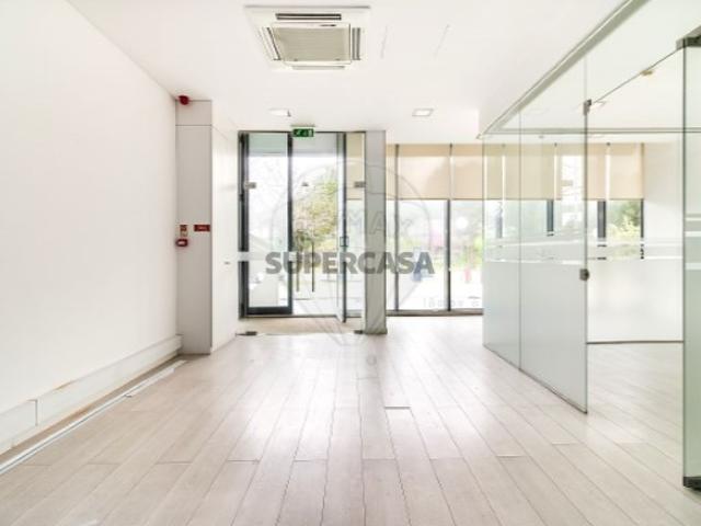 Armazém venda em Parque das Nações, Lisboa