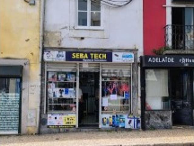 Armazém venda em Lisboa