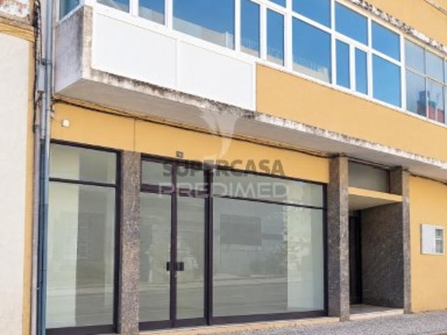 Armazém venda em Bairro do Calvário, Peniche