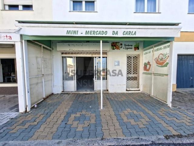 Armazém venda em Peniche, Leiria