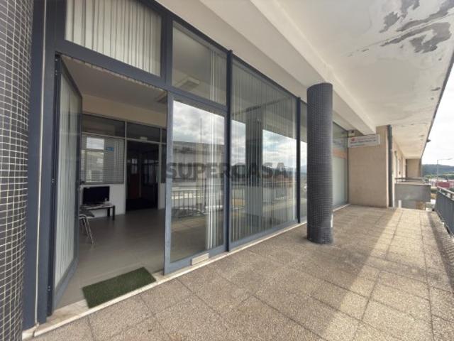 Armazém venda em Póvoa De Lanhoso, Braga