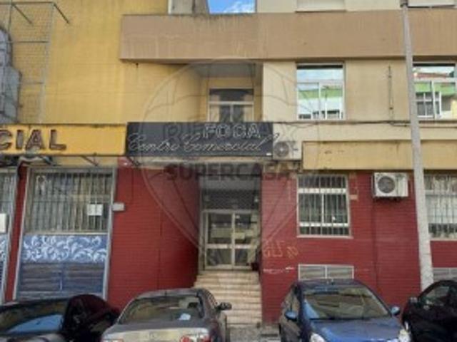 Armazém venda em Forte Da Casa, Lisboa