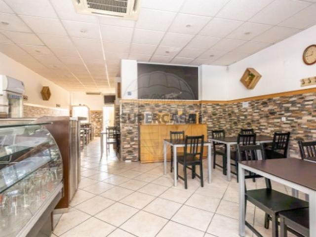 Armazém venda em Casal do Privilégio, Odivelas