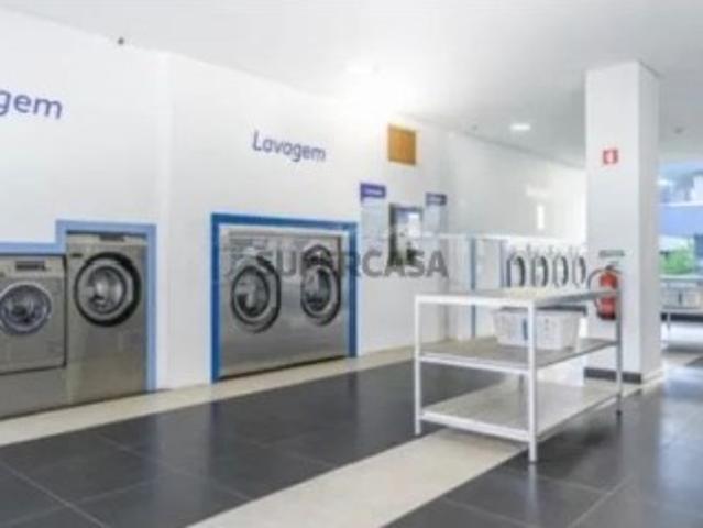 Armazém venda em Porto