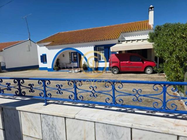 Armazém venda em Redondo, Évora