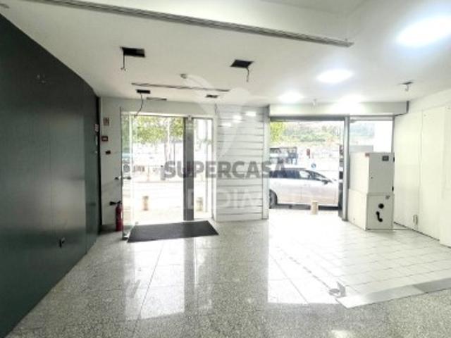 Armazém venda em Penouço, Gondomar