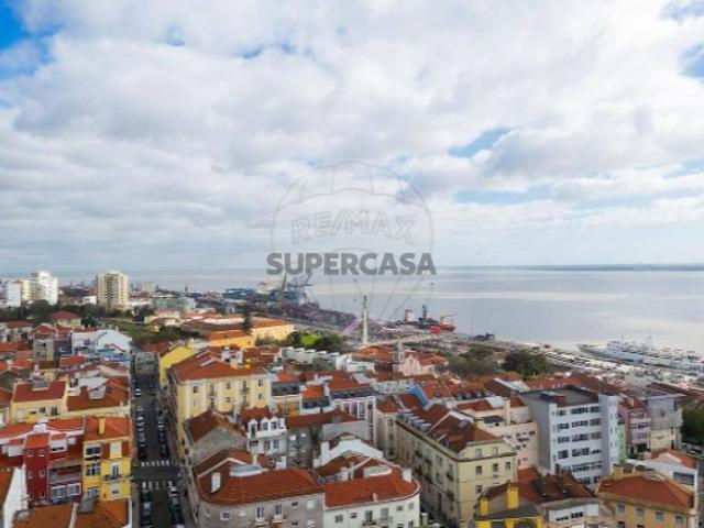Armazém venda em Lisboa