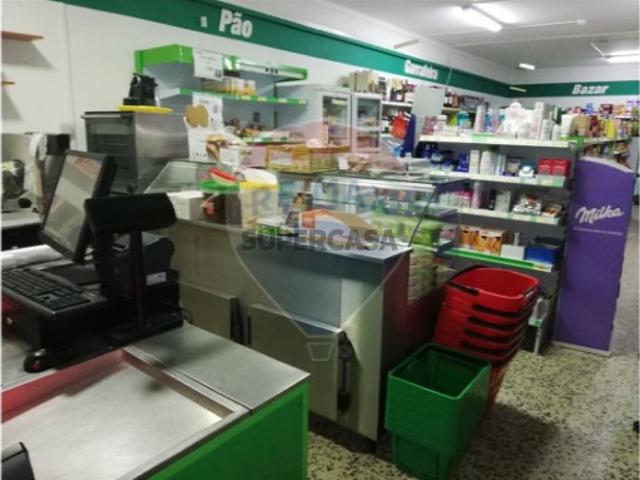 Armazém venda em Santarém
