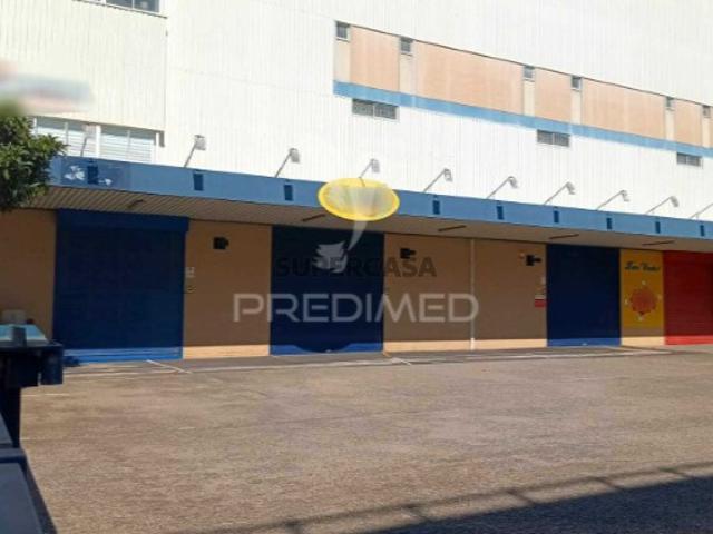 Armazém venda em Loures, Real Forte