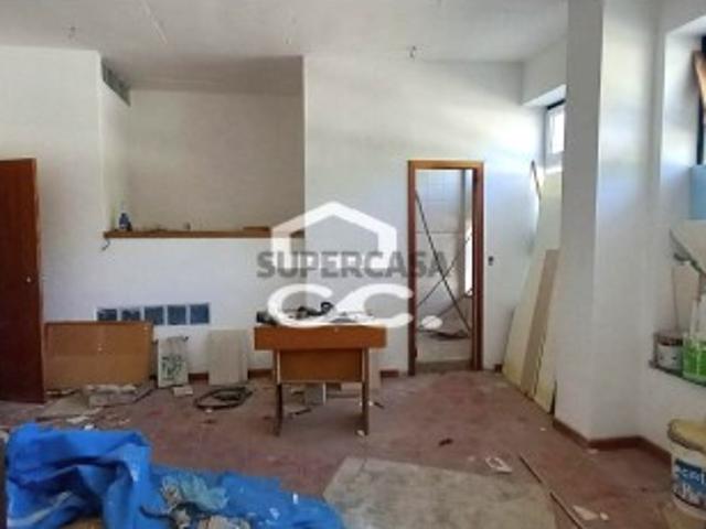 Armazém venda em Beja