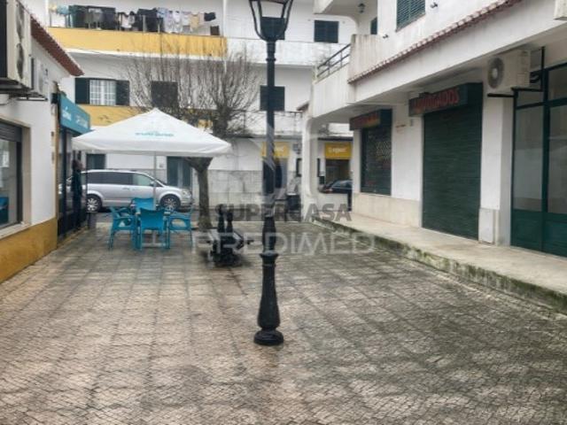 Armazém venda em Salvaterra De Magos, Santarém