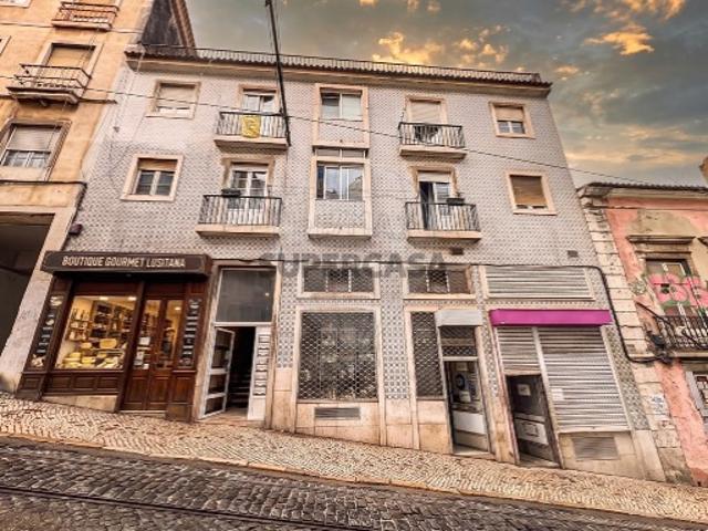 Armazém venda em Lisboa