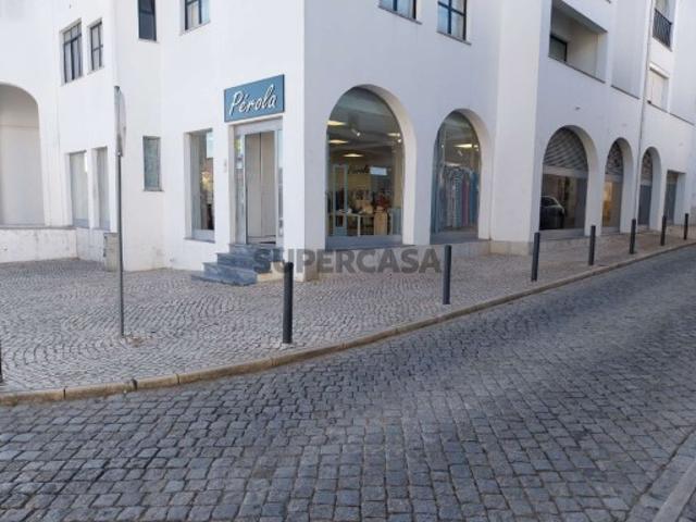 Armazém venda em Mourã, Beja