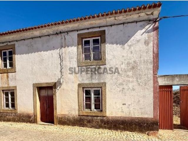 Armazém venda em Sarzedas, Castelo Branco