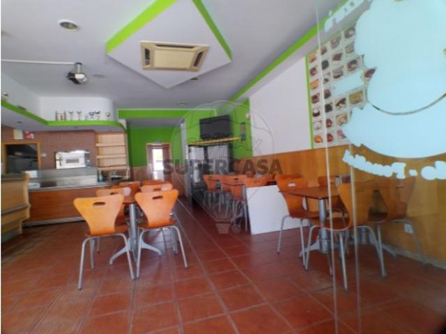 Armazém venda em Marecos, Porto