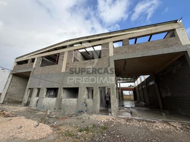 Armazém venda em Seixal, Setúbal