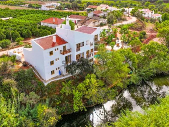 Armazém venda em Defesa, Silves