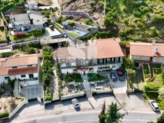 Armazém venda em Moçães, Vila Real