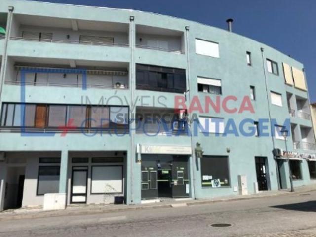 Armazém venda em Argeriz, Vila Real