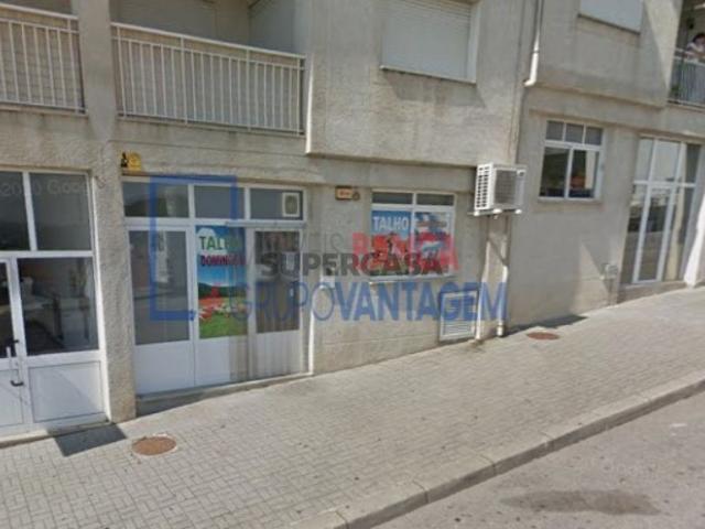 Armazém venda em Edroso, Bragança