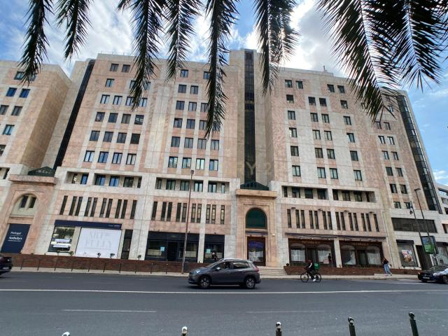 Loja alugar em Santa Isabel, Lisboa