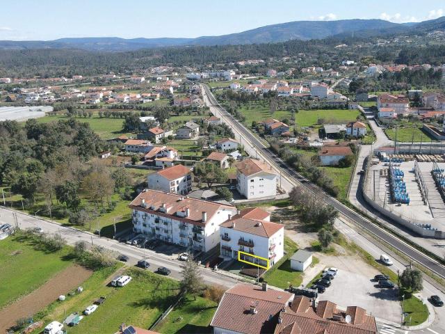 Loja venda em Cruz de Ferro, Lousã