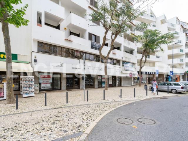 Loja venda em Albufeira e Olhos de Água, Albufeira