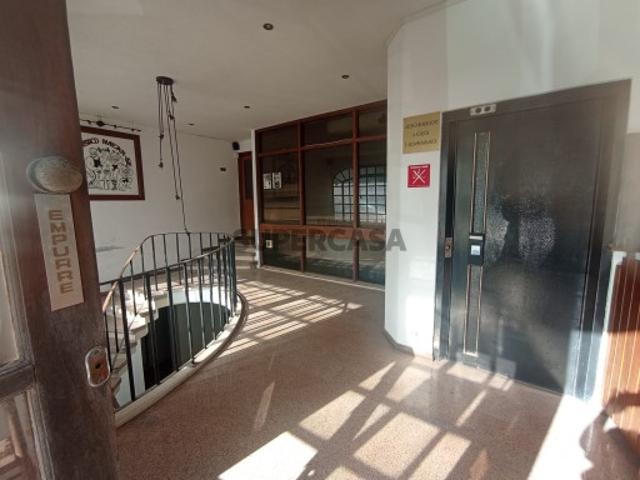 Armazém venda em Cascais, Lisboa