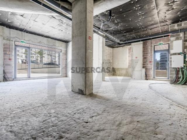 Armazém venda em Pedreira dos Húngaros, Oeiras