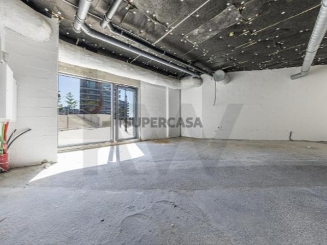 Armazém venda em Pedreira dos Húngaros, Oeiras